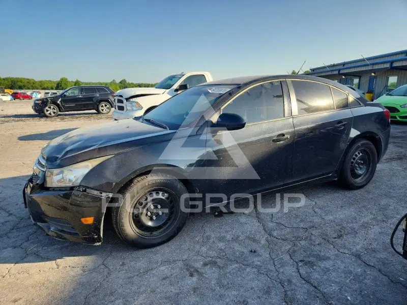 2014 Chevrolet Cruze фото