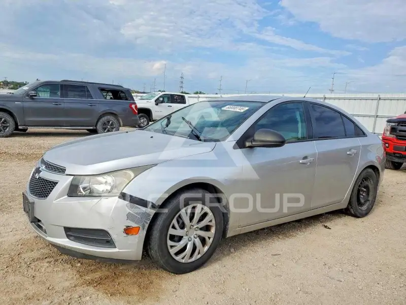 2014 Chevrolet Cruze фото