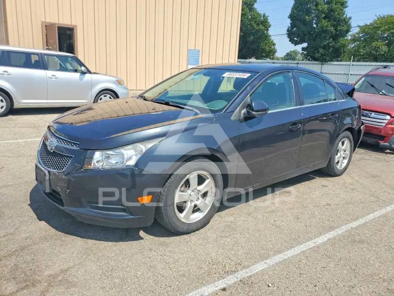 2014 Chevrolet Cruze фото