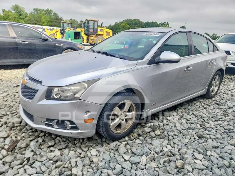 2014 Chevrolet Cruze фото