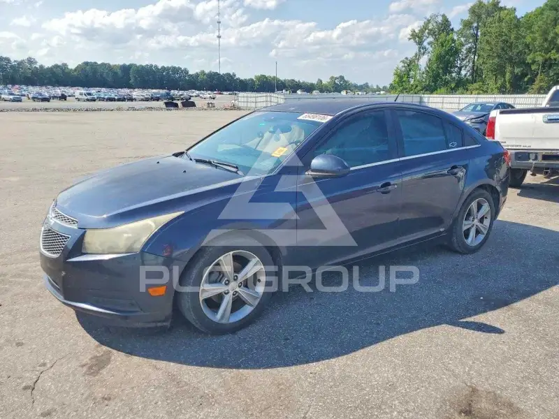 2014 Chevrolet Cruze photo