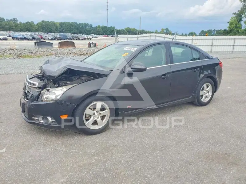 2014 Chevrolet Cruze photo