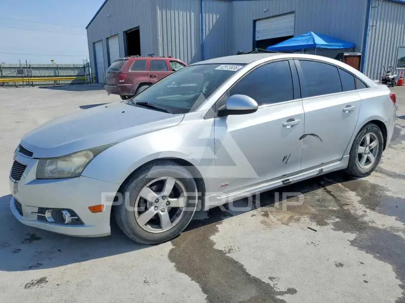 2014 Chevrolet Cruze фото