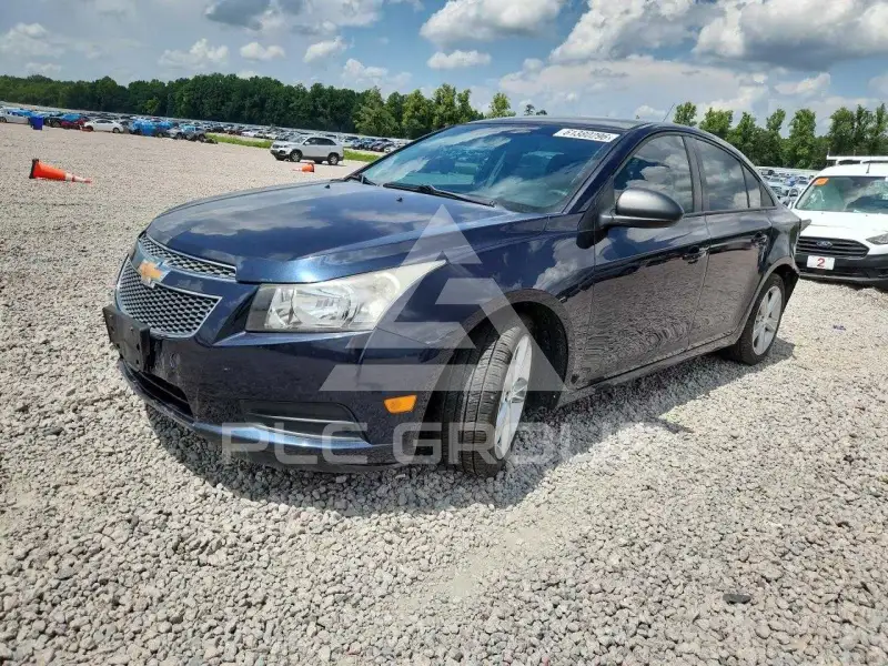 2014 Chevrolet Cruze фото