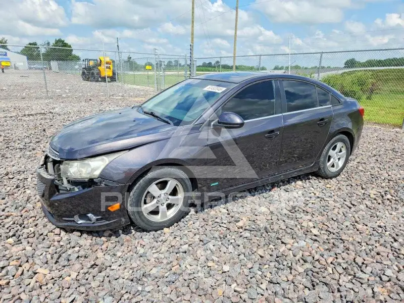 2014 Chevrolet Cruze фото