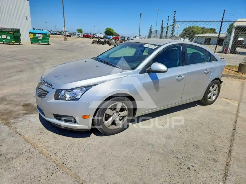 2014 Chevrolet Cruze фото