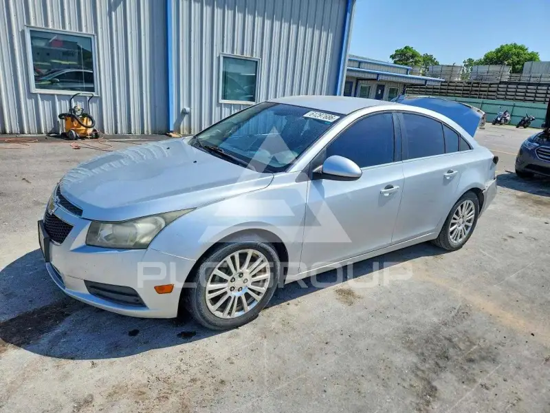 2014 Chevrolet Cruze фото