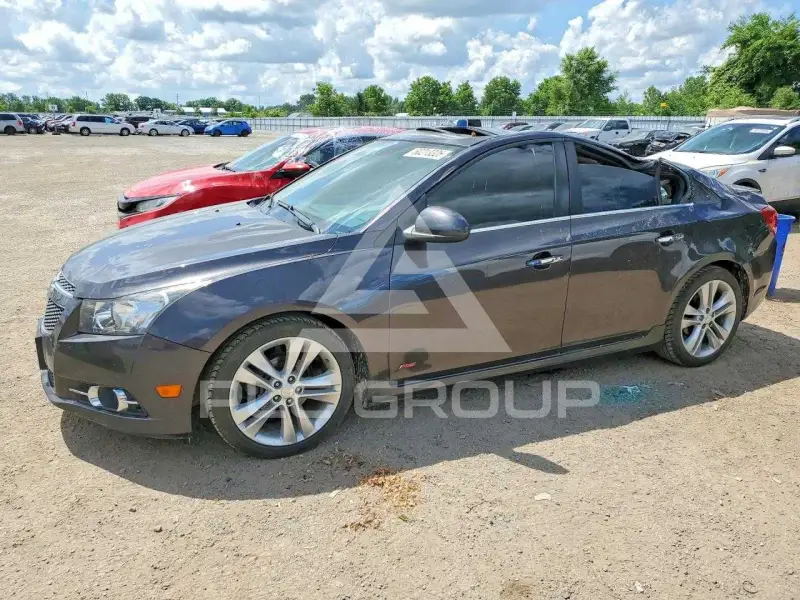 2014 Chevrolet Cruze фото