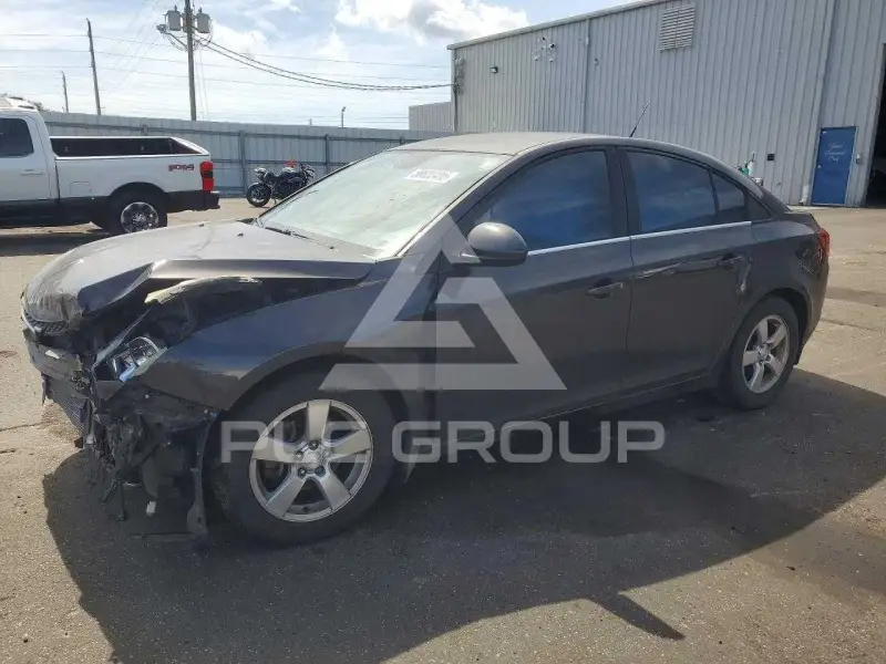 2014 Chevrolet Cruze photo