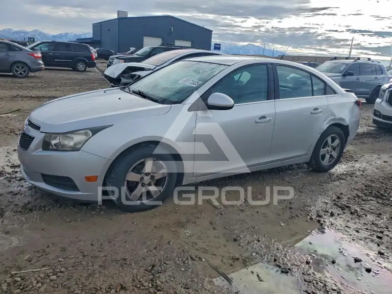2014 Chevrolet Cruze фото