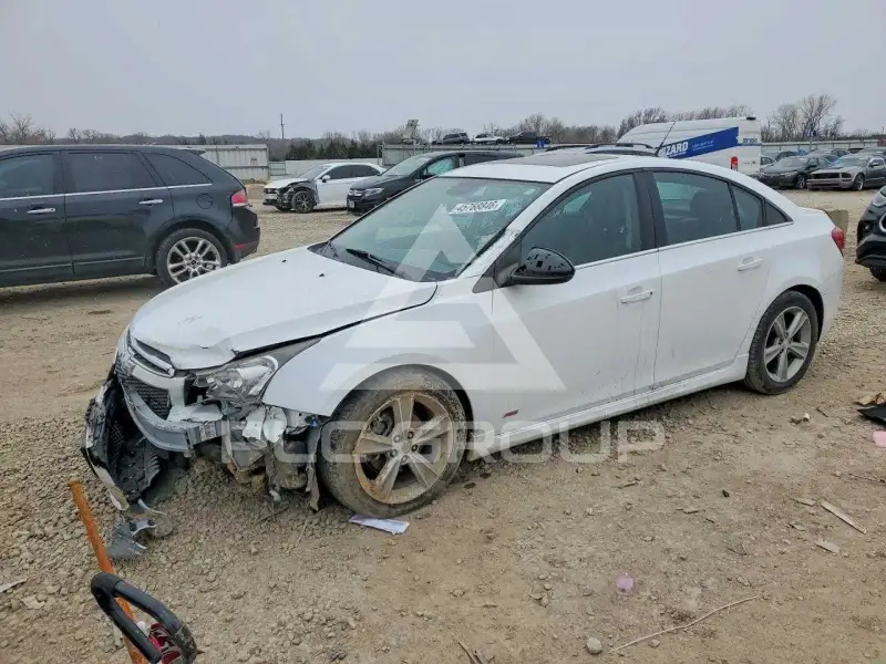 2014 Chevrolet Cruze фото