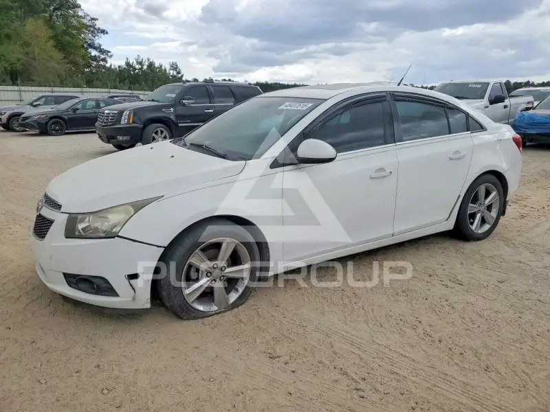 2014 Chevrolet Cruze фото