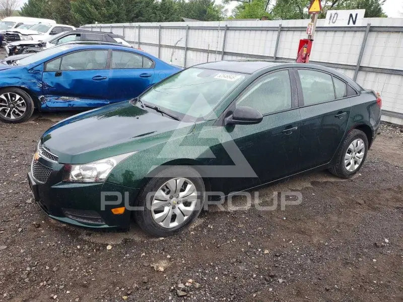 2014 Chevrolet Cruze photo