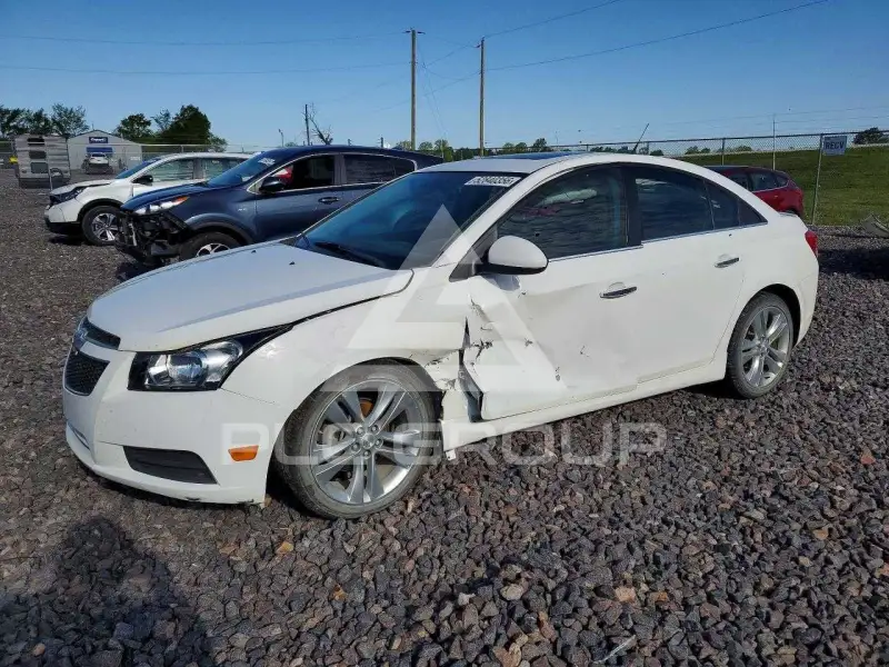 2014 Chevrolet Cruze photo