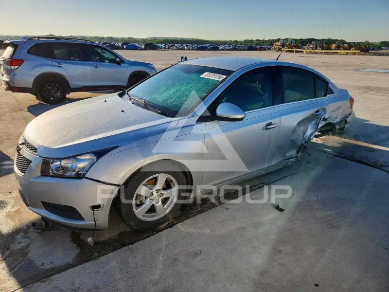 2014 Chevrolet Cruze фото