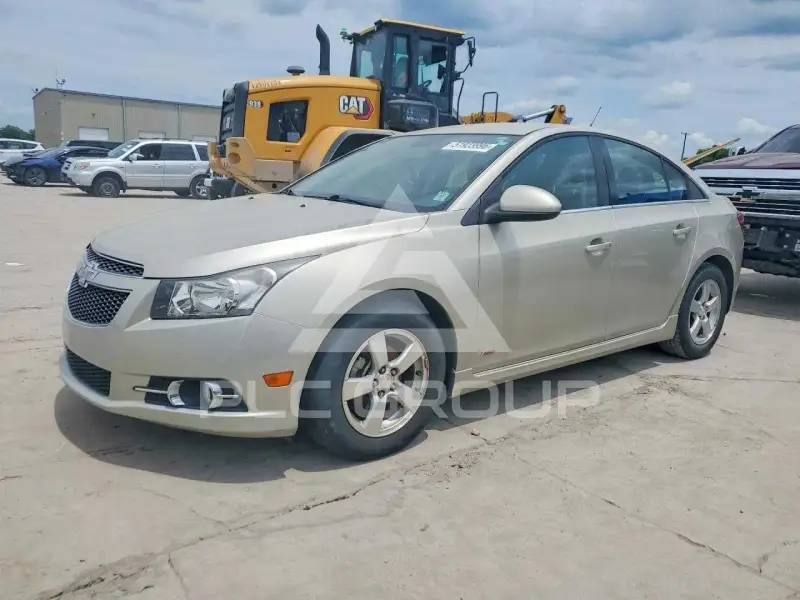 2014 Chevrolet Cruze фото