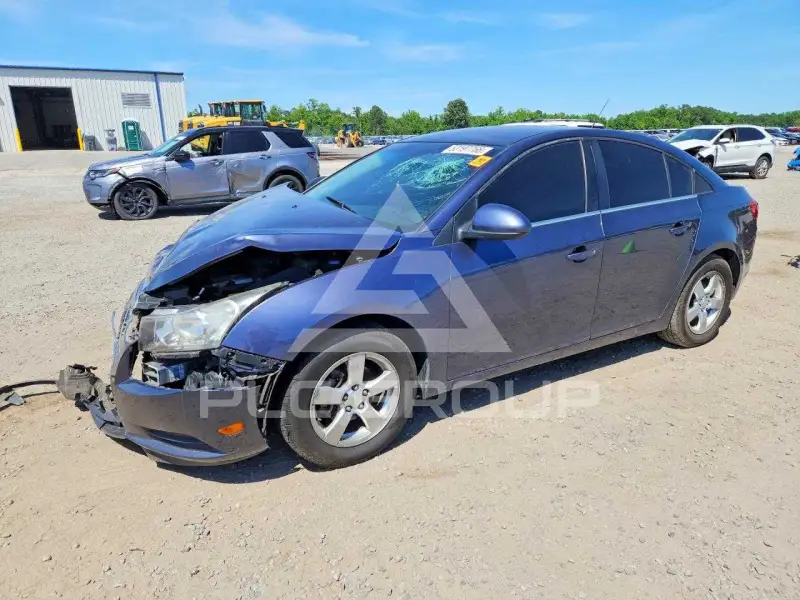 2014 Chevrolet Cruze фото