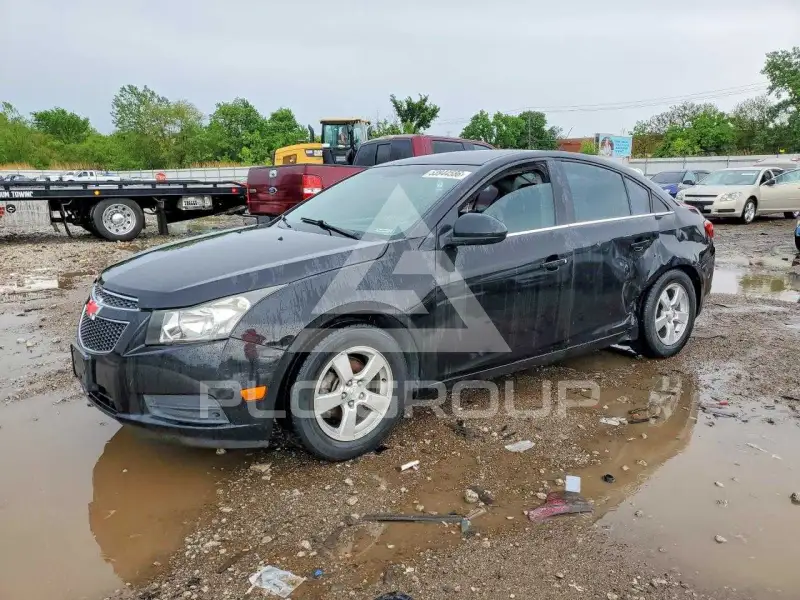 2014 Chevrolet Cruze фото