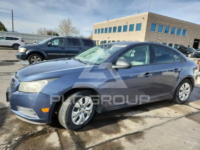 2014 Chevrolet Cruze фото