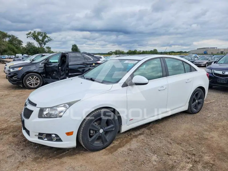 2014 Chevrolet Cruze фото