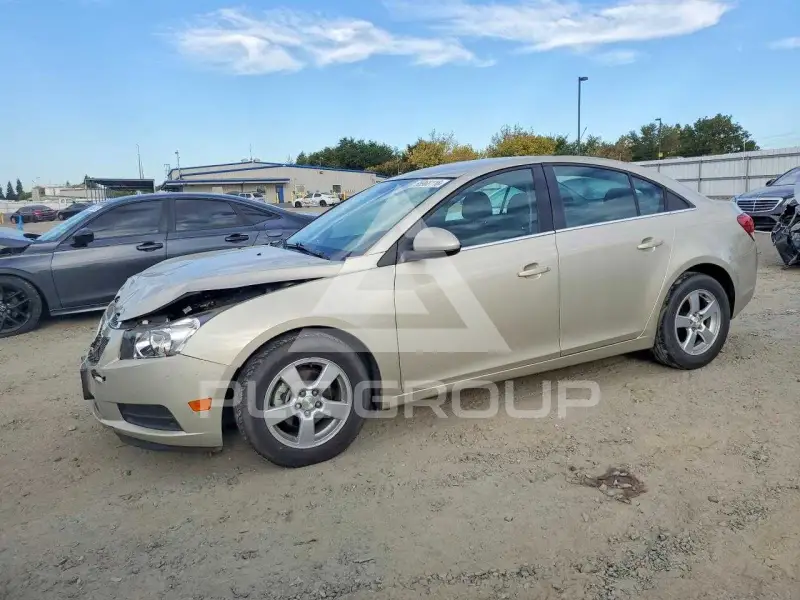2014 Chevrolet Cruze фото