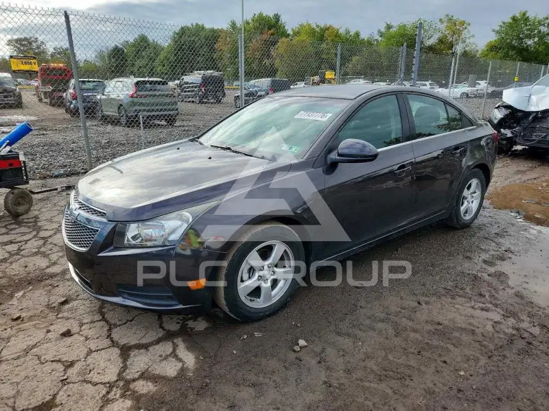 2014 Chevrolet Cruze фото