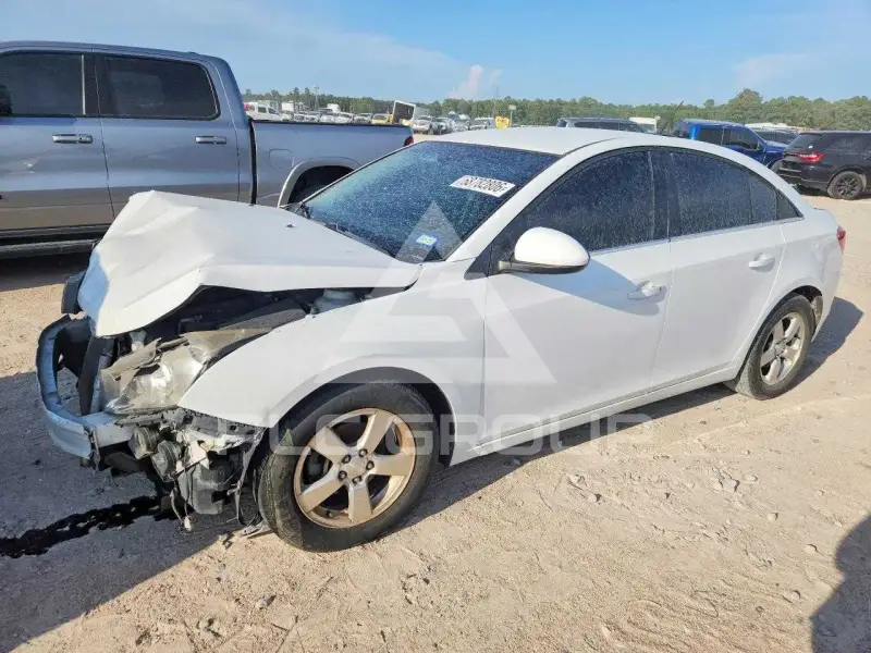 2014 Chevrolet Cruze photo