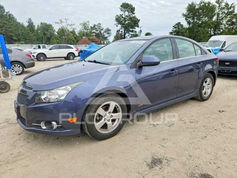 2014 Chevrolet Cruze фото