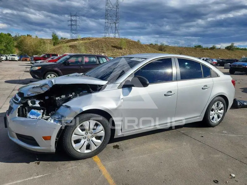 2014 Chevrolet Cruze фото