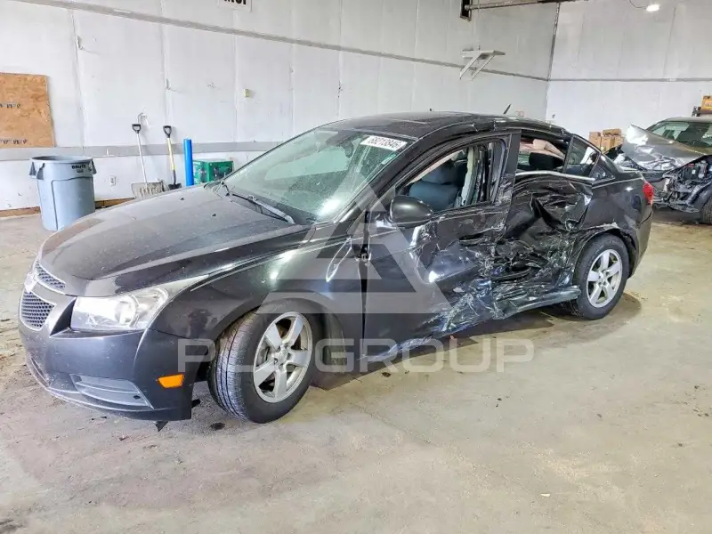 2014 Chevrolet Cruze фото