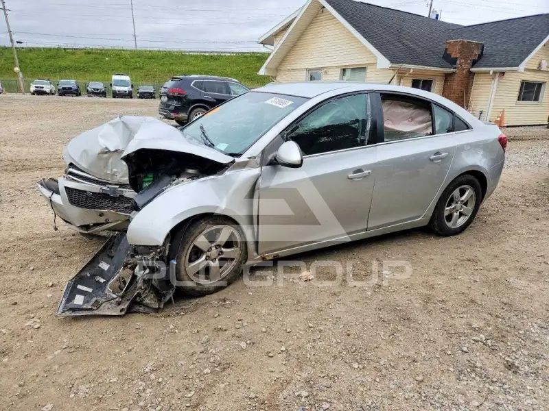 2014 Chevrolet Cruze фото