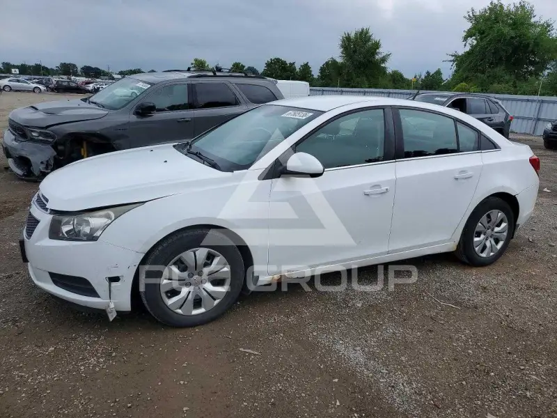 2014 Chevrolet Cruze photo