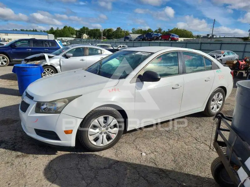 2014 Chevrolet Cruze фото