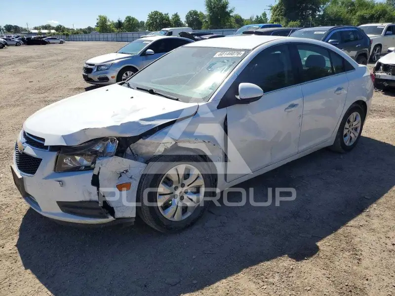 2014 Chevrolet Cruze photo