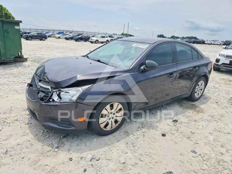 2014 Chevrolet Cruze photo