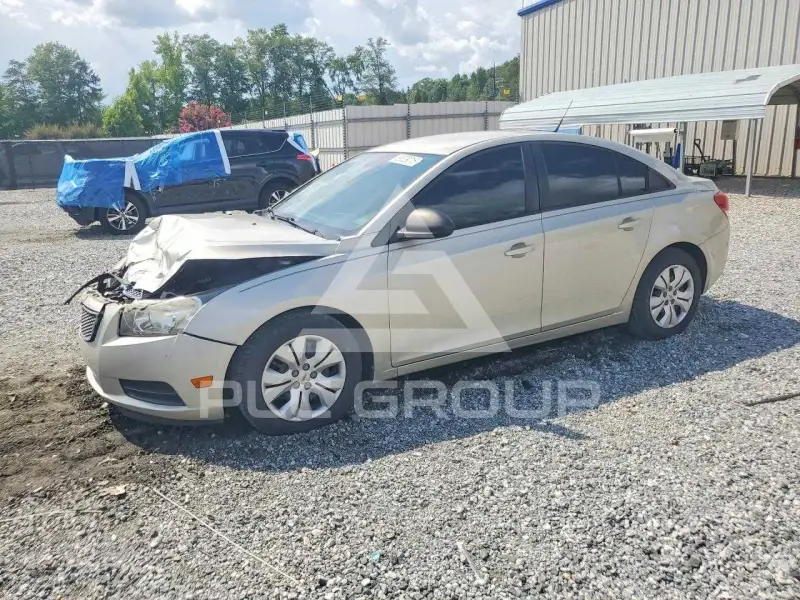 2014 Chevrolet Cruze фото