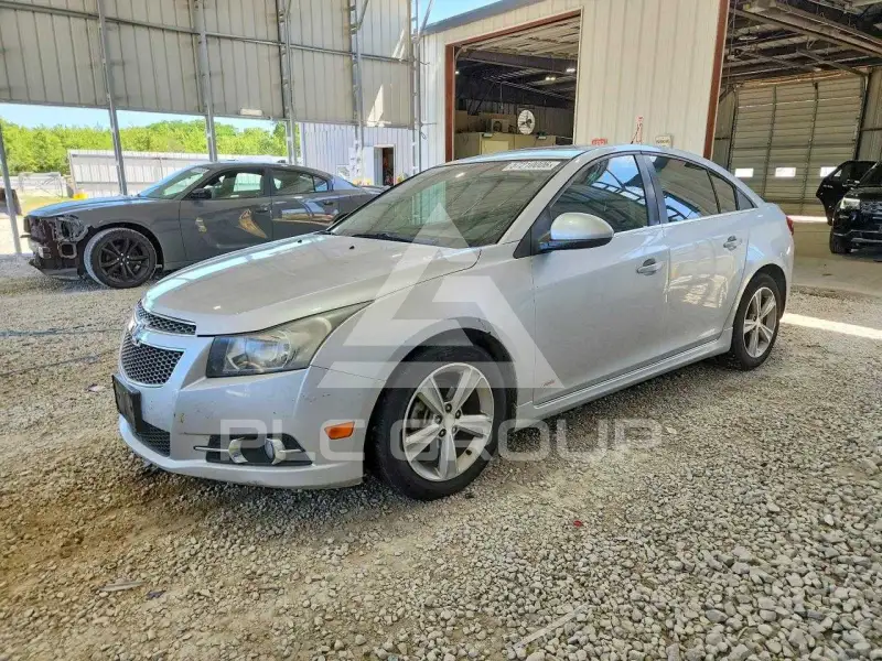 2014 Chevrolet Cruze photo