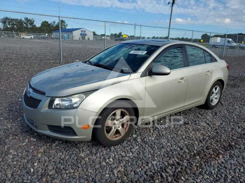 2014 Chevrolet Cruze фото