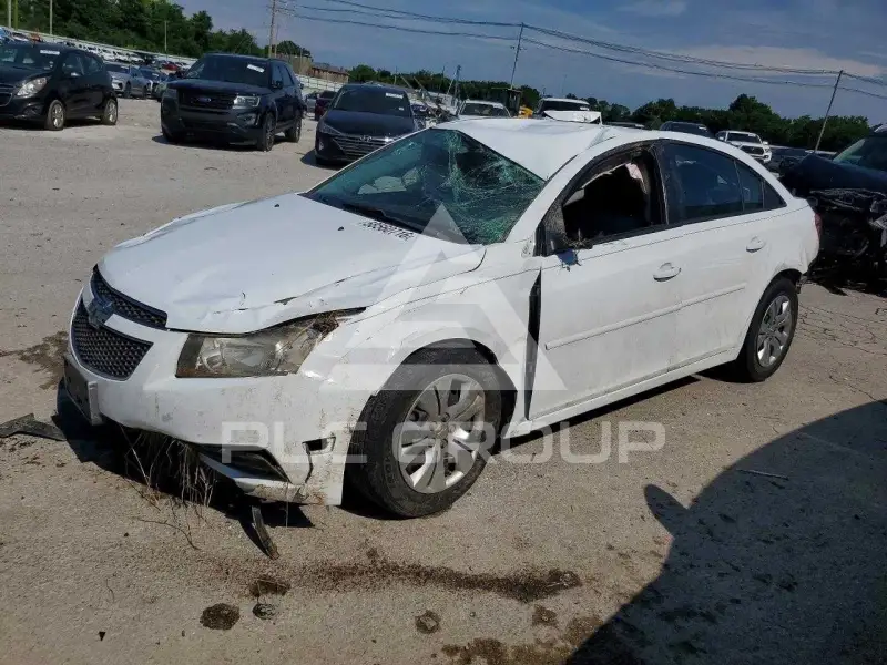 2014 Chevrolet Cruze фото