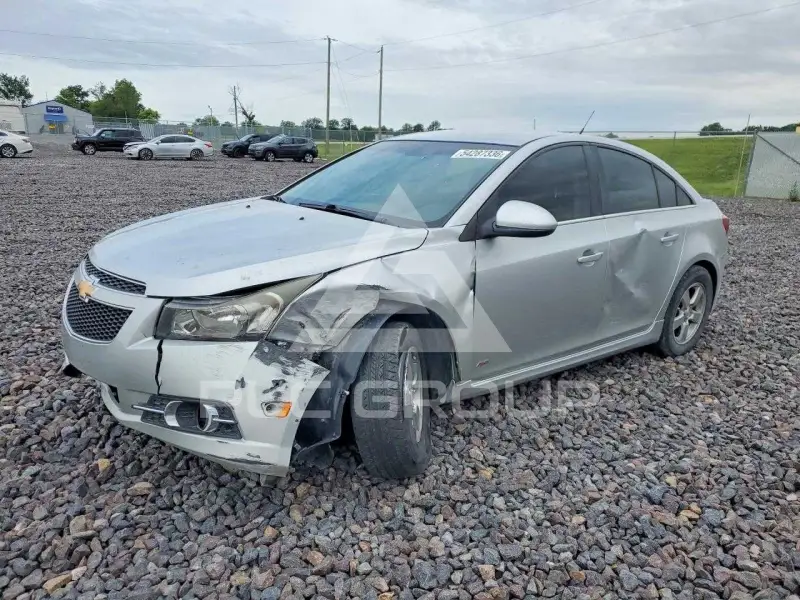 2014 Chevrolet Cruze фото