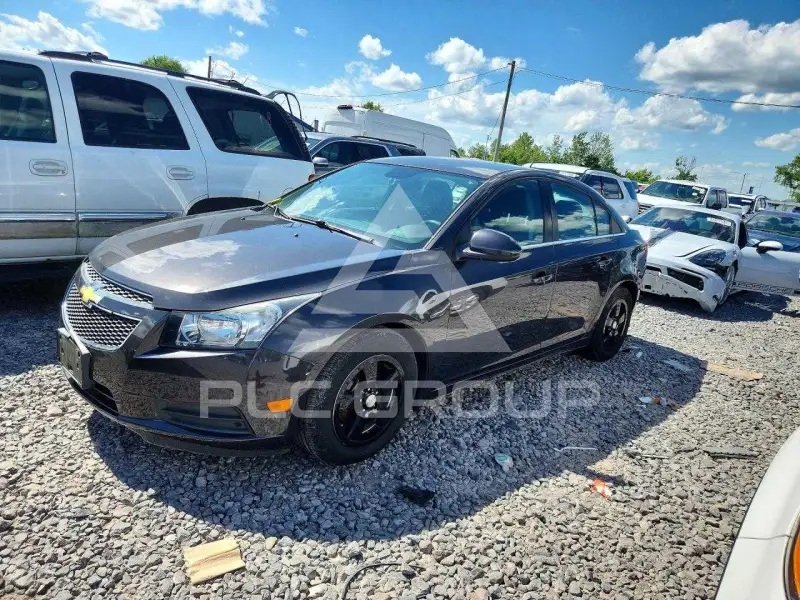 2014 Chevrolet Cruze фото