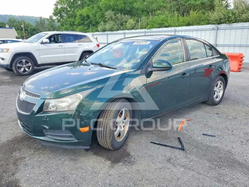 2014 Chevrolet Cruze photo