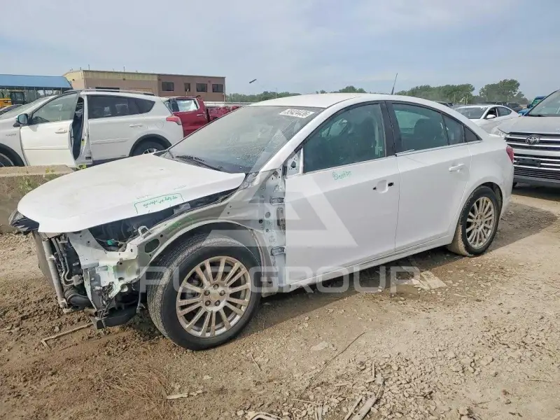 2014 Chevrolet Cruze фото