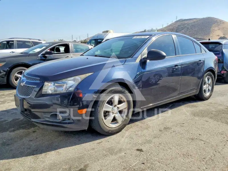 2014 Chevrolet Cruze фото