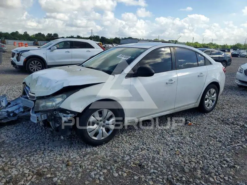 2014 Chevrolet Cruze фото