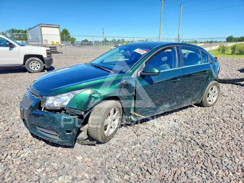 2014 Chevrolet Cruze photo