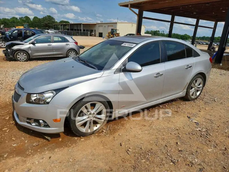 2014 Chevrolet Cruze фото