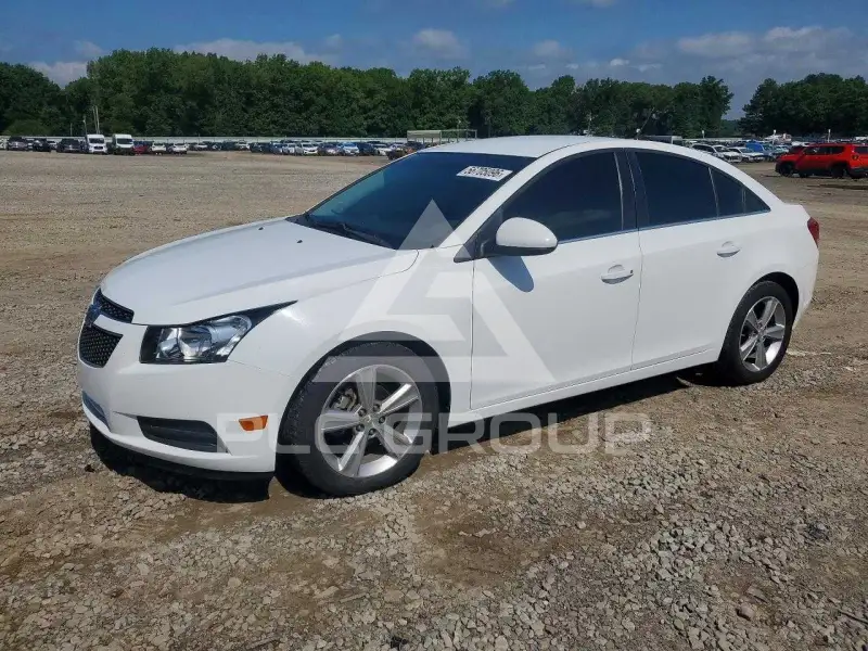 2014 Chevrolet Cruze фото