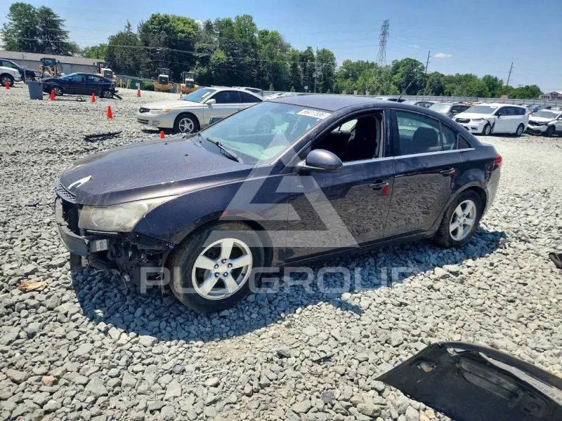 2014 Chevrolet Cruze фото