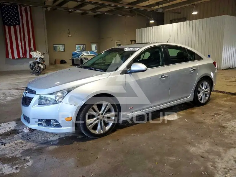 2014 Chevrolet Cruze фото
